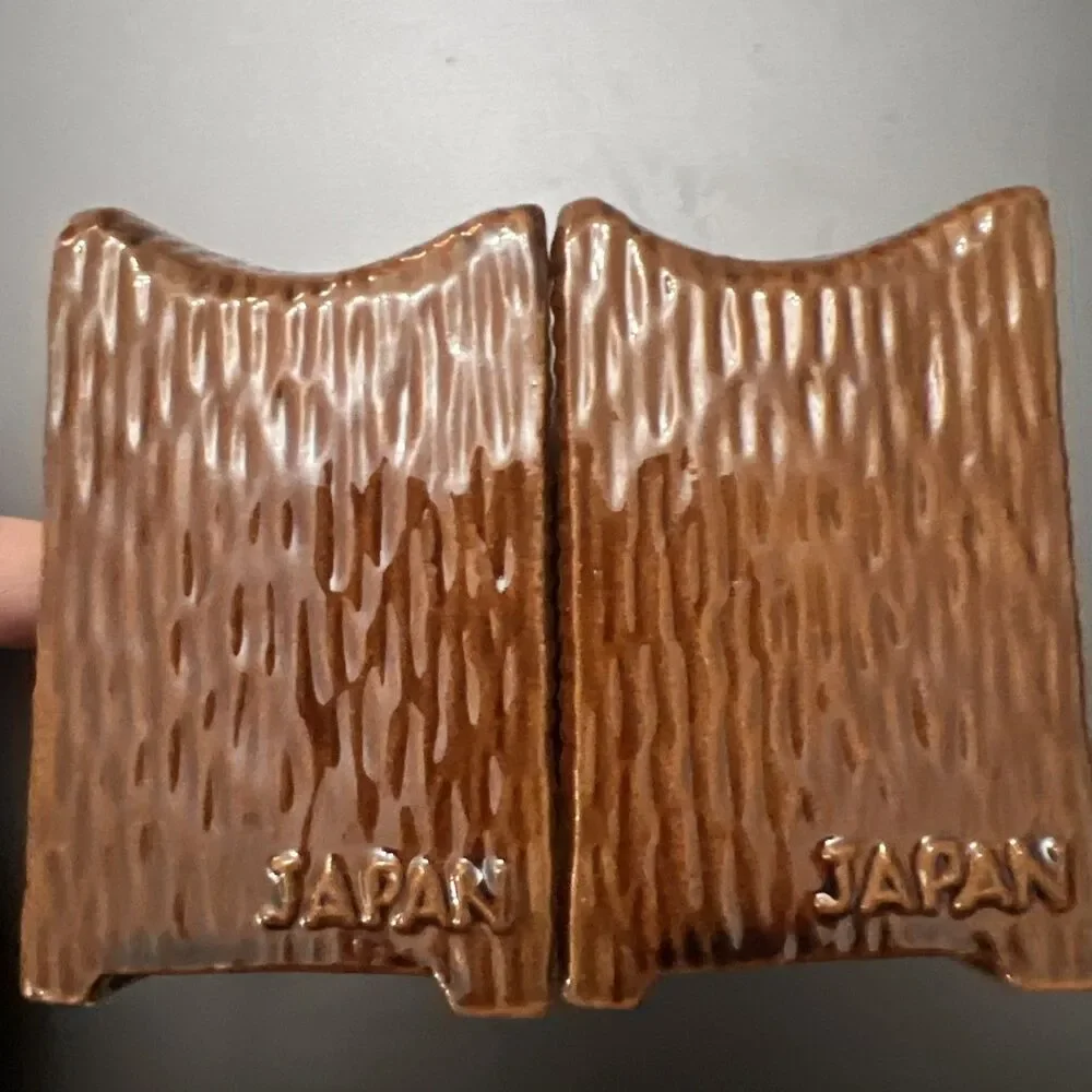 Vintage Brown Glaze Red Clay Tiki Salt & Pepper Shaker Set “Florida” 3.25” Japan